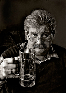 Nemes  Zolt�n ’mettor’, Te! (Halmos B�la n�pzen�sz, n�pzenekutat� portr�ja)